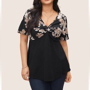 BloomChic Plus Size 2XL Floral Twist Front Asymmetrical Hem T-Shirt us18-20